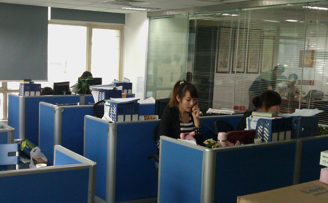 上海佰历广告有限公司解读户外广告设施安全管理新规范要点